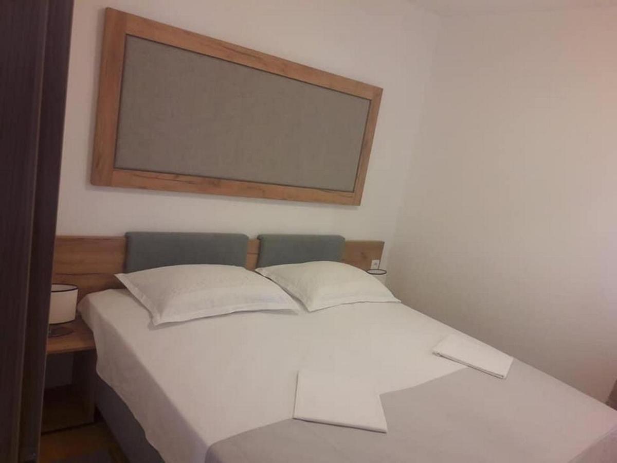 Apartman Kristina Trogir Eksteriør bilde